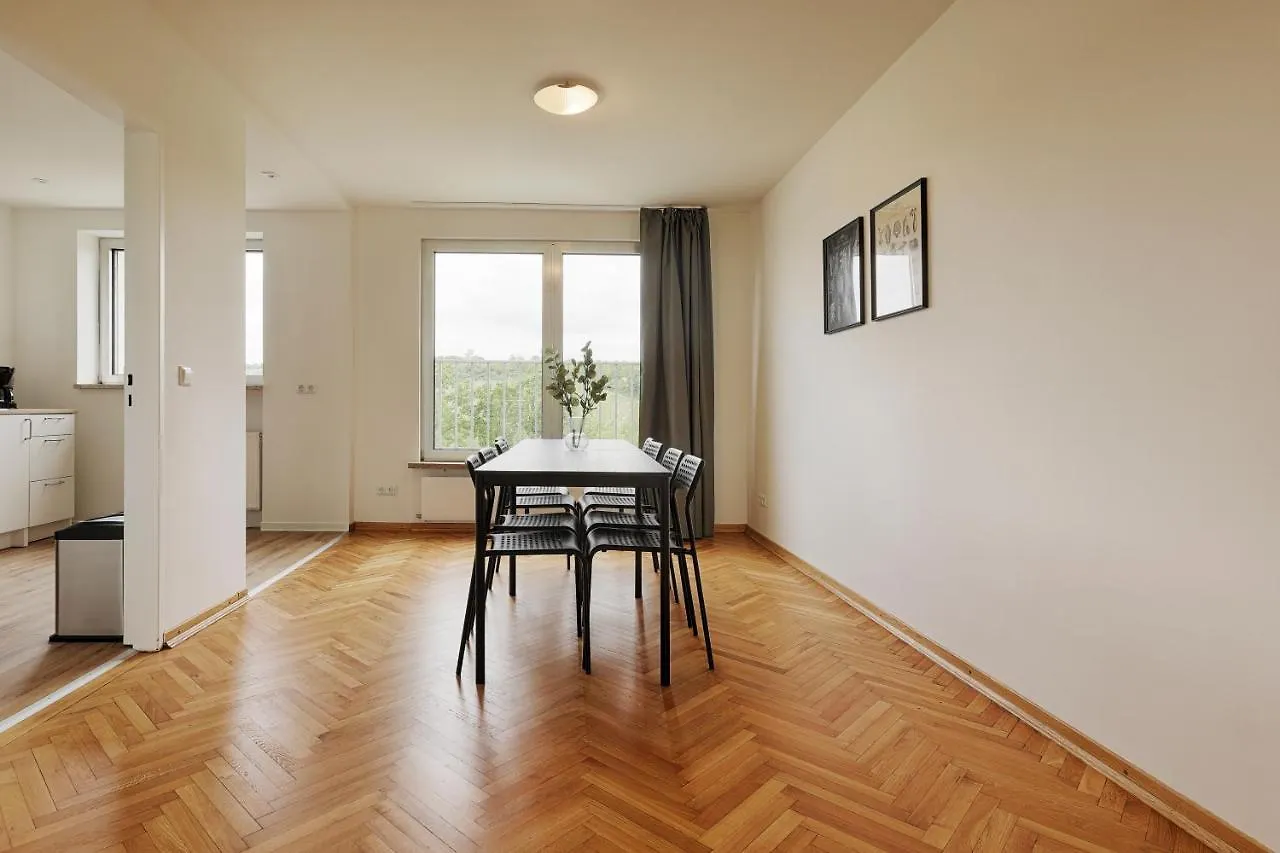 Apartmenthaus Kitzingen - Grosszuegige Wohnungen Fuer Je 4-8 Personen Mit Balkon 0*,  Deutschland