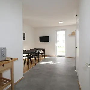  Apartment Apartmenthaus - Grosszuegige Fuer Je 6 Personen Mit Balkon