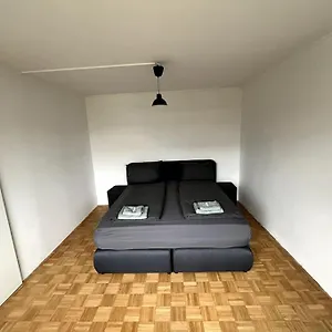  Apartment Loot Large /stadtrand /parkplatz